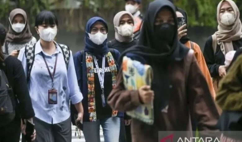 Waspada Sebaran Abu Vulkanik di Jakarta: Kurangi Aktivitas di Luar Ruangan hingga Pakai Masker!