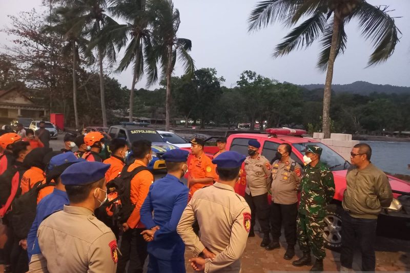Pencarian 5 Jurnalis Hilang di Krakatau Diperluas