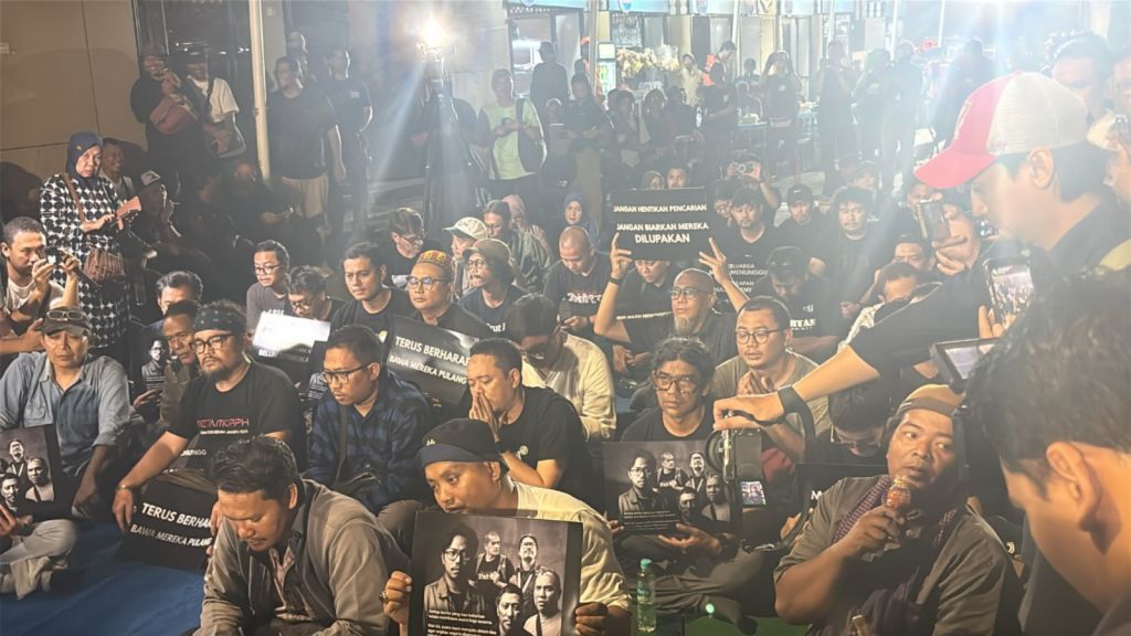 PFI Gelar Doa Bersama untuk 5 Jurnalis Hilang Kontak di Selat Sunda