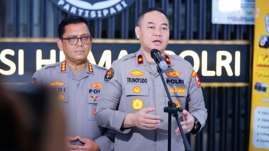 2 Jenazah Korban KM Virgo Transport 8 Dievakuasi dengan Helikopter Polri