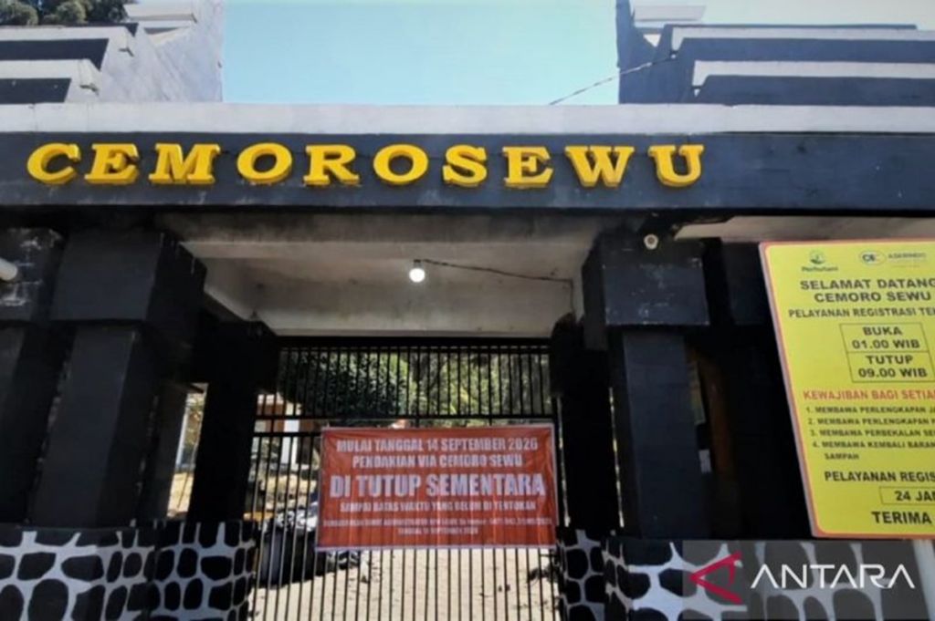 Jalur Pendakian Gunung Lawu via Cemoro Sewu Ditutup Imbas Karhutla