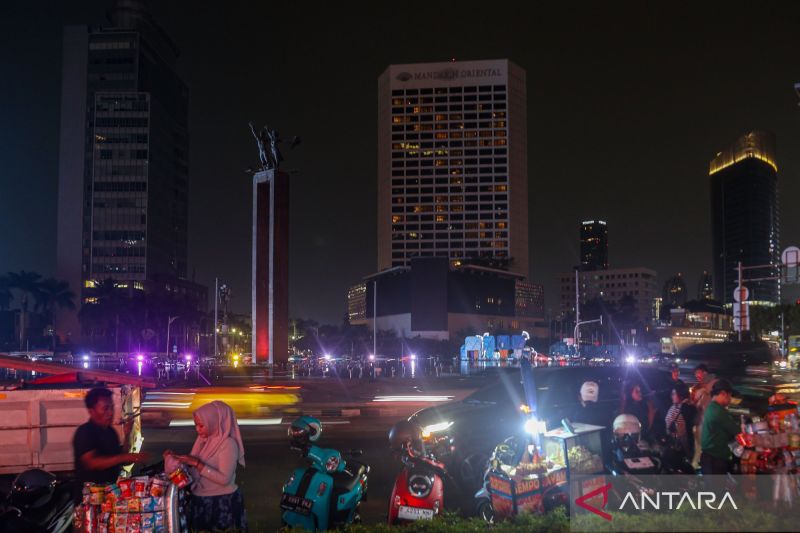 Aksi Pemadaman Lampu 1 Jam di DKI Kurangi 74 Ton Emisi Karbon