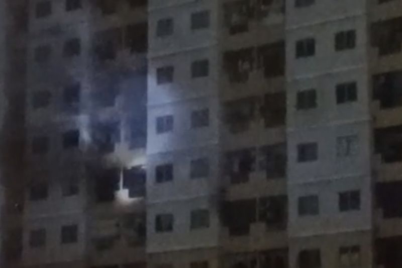 Apartemen Teluk Intan di Penjaringan Terbakar, 53 Orang Dievakuasi