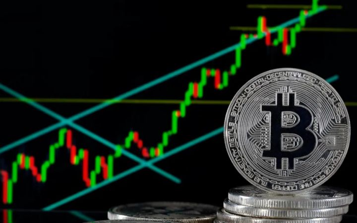 Harga Bitcoin Merosot ke Level USD83.416