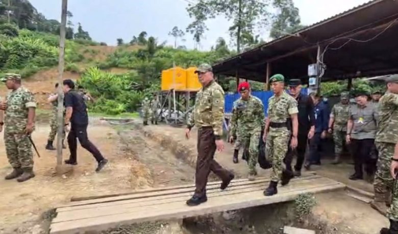 Menhan Tegaskan Prajurit Yonif TP Harus Jadi Penggerak Pembangunan di Perbatasan
