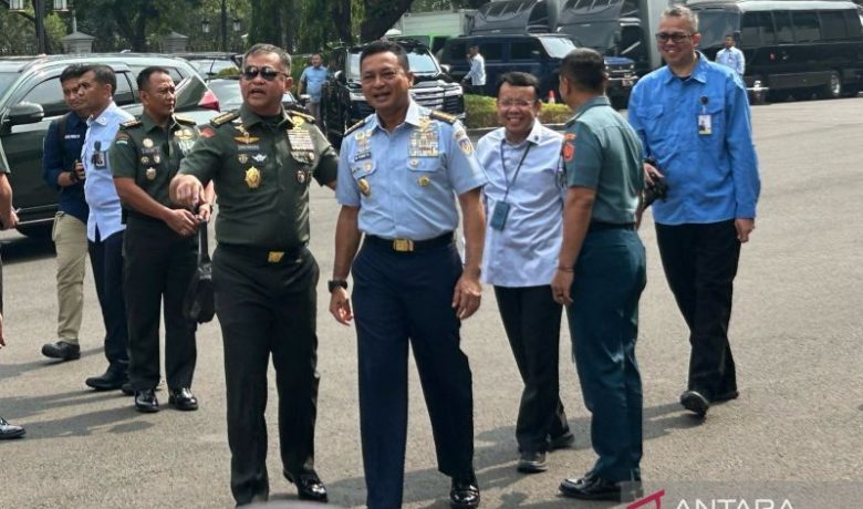 Presiden Prabowo Kumpulkan 800 Pejabat TNI-Polri di Istana