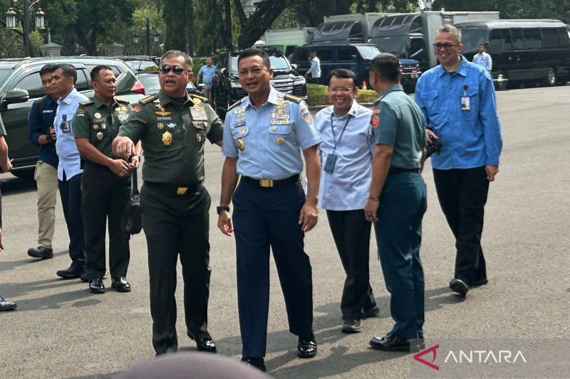 Presiden Prabowo Kumpulkan 800 Pejabat TNI-Polri di Istana