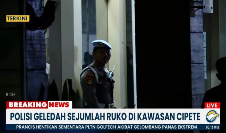 Berhasil Buka Akses Masuk Ruko – Penyidik Kortas Tidpikor Mulai Lakukan Penggeledahan