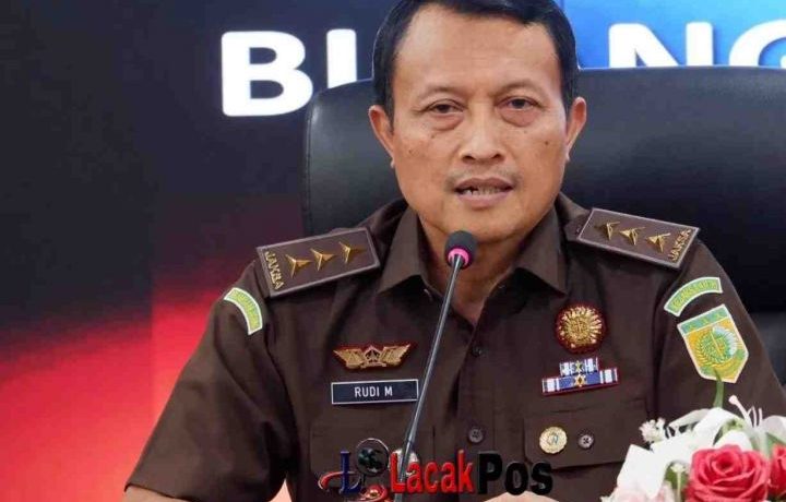 Kejagung Pastikan Profesional Tangani Kasus Febrie Adriansyah