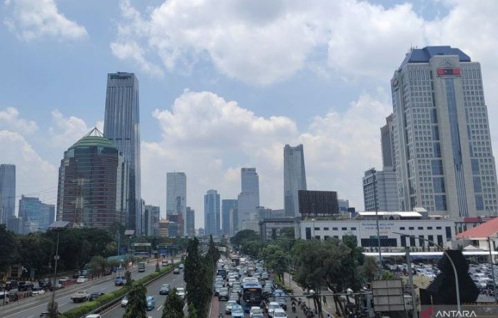 Info Cuaca Jabodetabek 26 Juli: Berawan