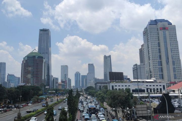 Info Cuaca Jabodetabek 26 Juli: Berawan