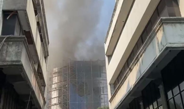 Kebakaran Gedung Ruko Central Cikini, Api Diduga Berasal dari Lantai 3