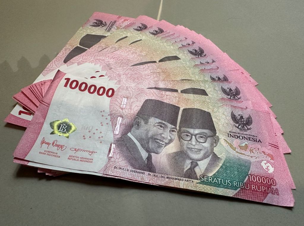 Rupiah Dibuka ke Rp17.941/USD Jumat Pagi