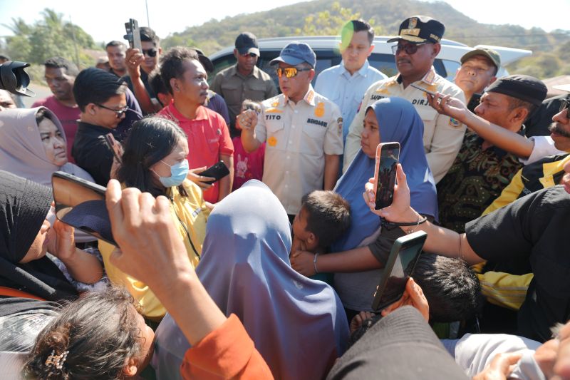 Korban Gempa NTT Gratis Cetak Ulang Dokumen Kependudukan