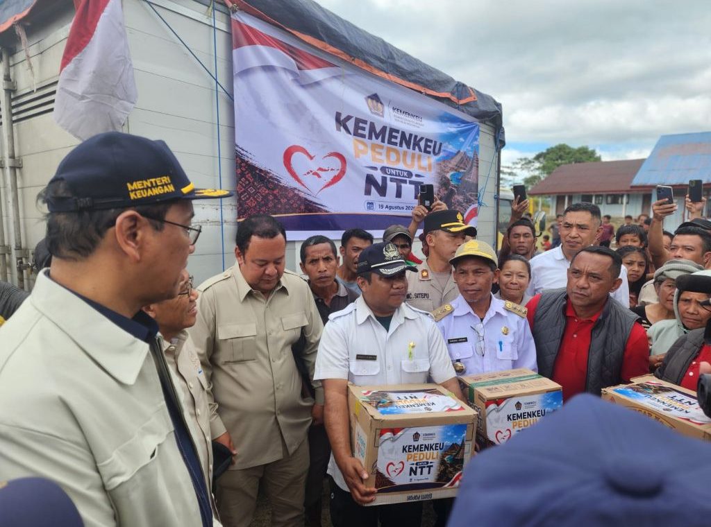 Kemenkeu Salurkan Bantuan Rp565 Juta untuk Korban Bencana NTT