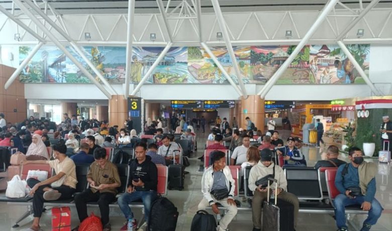 Penerbangan Jakarta-Pontianak Dialihkan ke Batam Imbas Kabut Asap