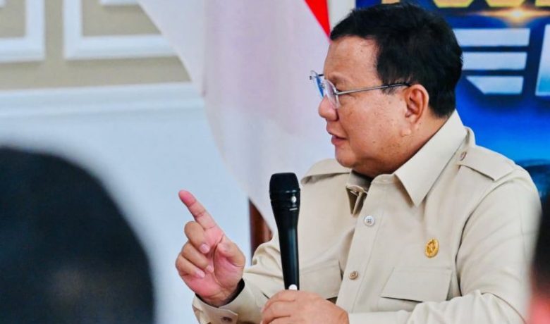 Prabowo Tambah 1.500 Personel TNI dan 6 Helikopter Atasi Karhutla di Kalimantan